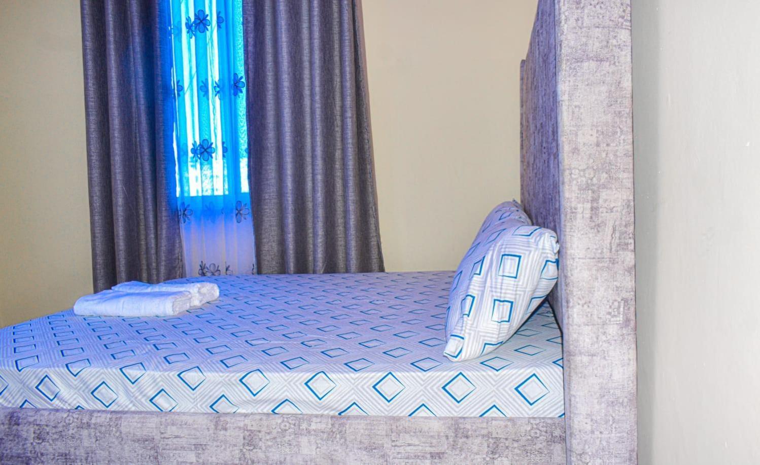 Lux Suites Bamburi Furnished Apartments Exteriér fotografie